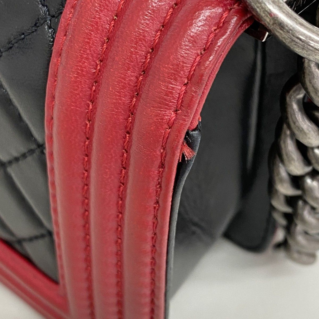 Chanel Shoulder Bag Boy Lambskin Black Red Silver — view 7