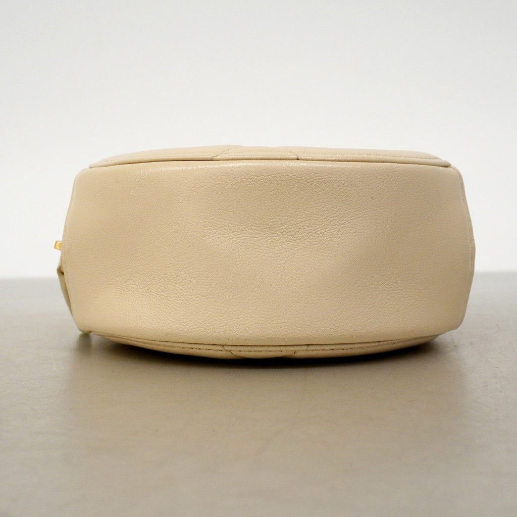 Chanel Shoulder Bag 19 Lambskin Ivory Gold Silver — view 3