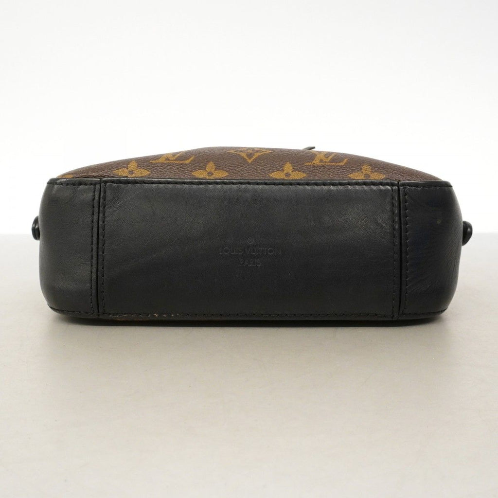 Louis Vuitton Shoulder Bag Monogram Saintonge Brown Black Cles — view 3