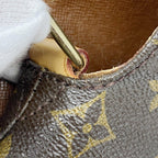 Louis Vuitton Shoulder Bag Monogram Musette Brown — view 8