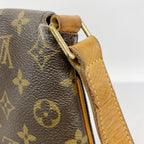 Louis Vuitton Shoulder Bag Monogram Musette Brown — view 9
