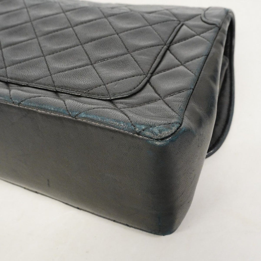 Chanel Shoulder Bag Quilted Lambskin Black Gold — view 6