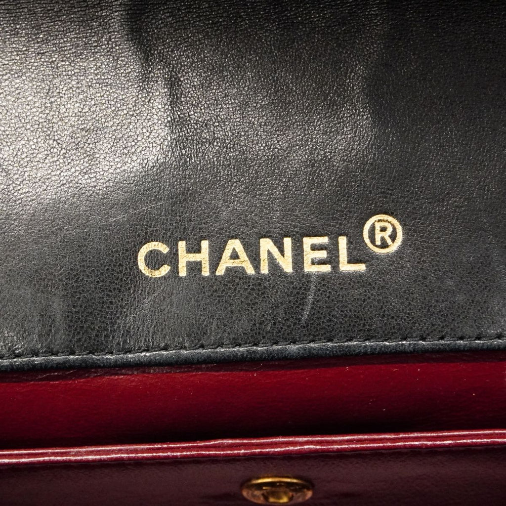 Chanel Shoulder Bag Quilted Lambskin Black Gold — view 5