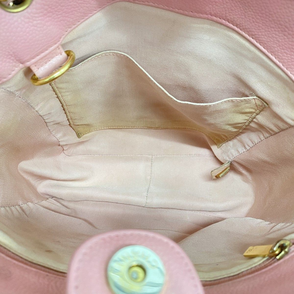Chanel Shoulder Bag Quilted Caviar Leather Pink Gold — view 4