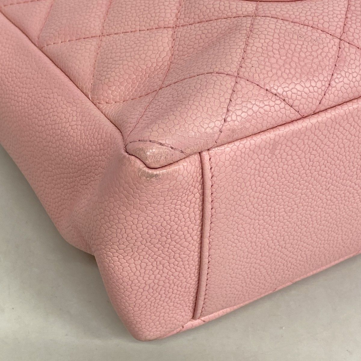 Chanel Shoulder Bag Quilted Caviar Leather Pink Gold — view 6