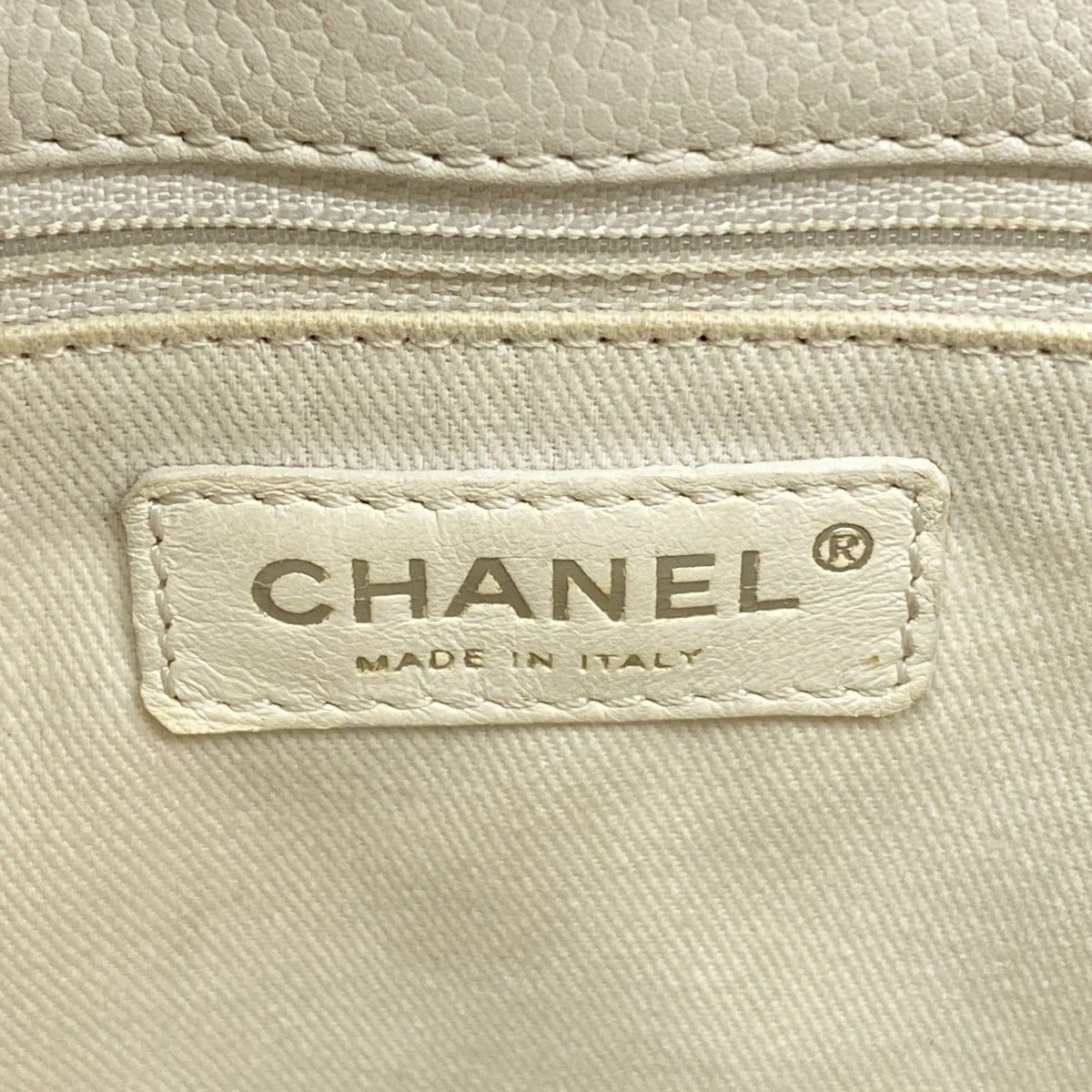 Chanel Shoulder Bag Quilted Caviar Leather White Silver — view 5