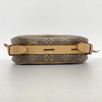Louis Vuitton Shoulder Bag Monogram Boite Chapel MM Brown — view 3