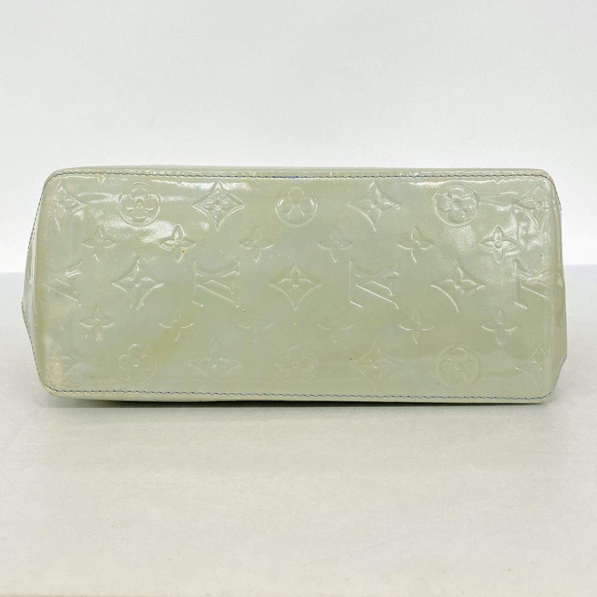 Louis Vuitton Tote Vernis Reed MM Lavande — view 3