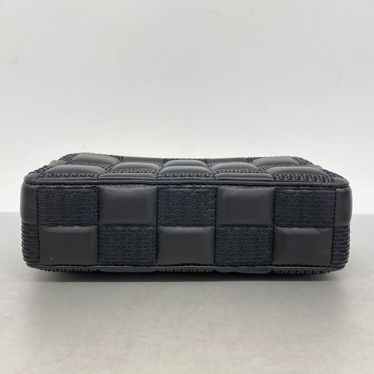 Louis Vuitton Shoulder Bag Pochette Troca Black Cles Diss — view 3