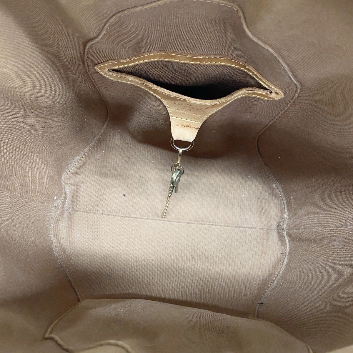 Louis Vuitton Handbag Monogram Ellipse MM Brown — view 4
