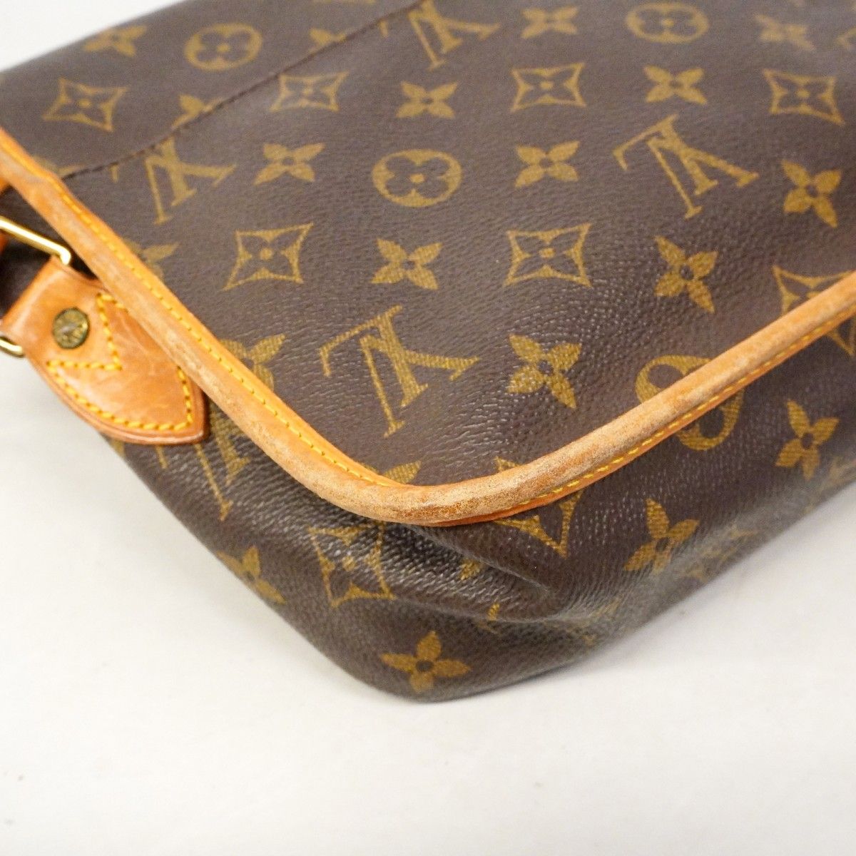 Louis Vuitton Shoulder Bag Monogram Givesiere MM Brown — view 7