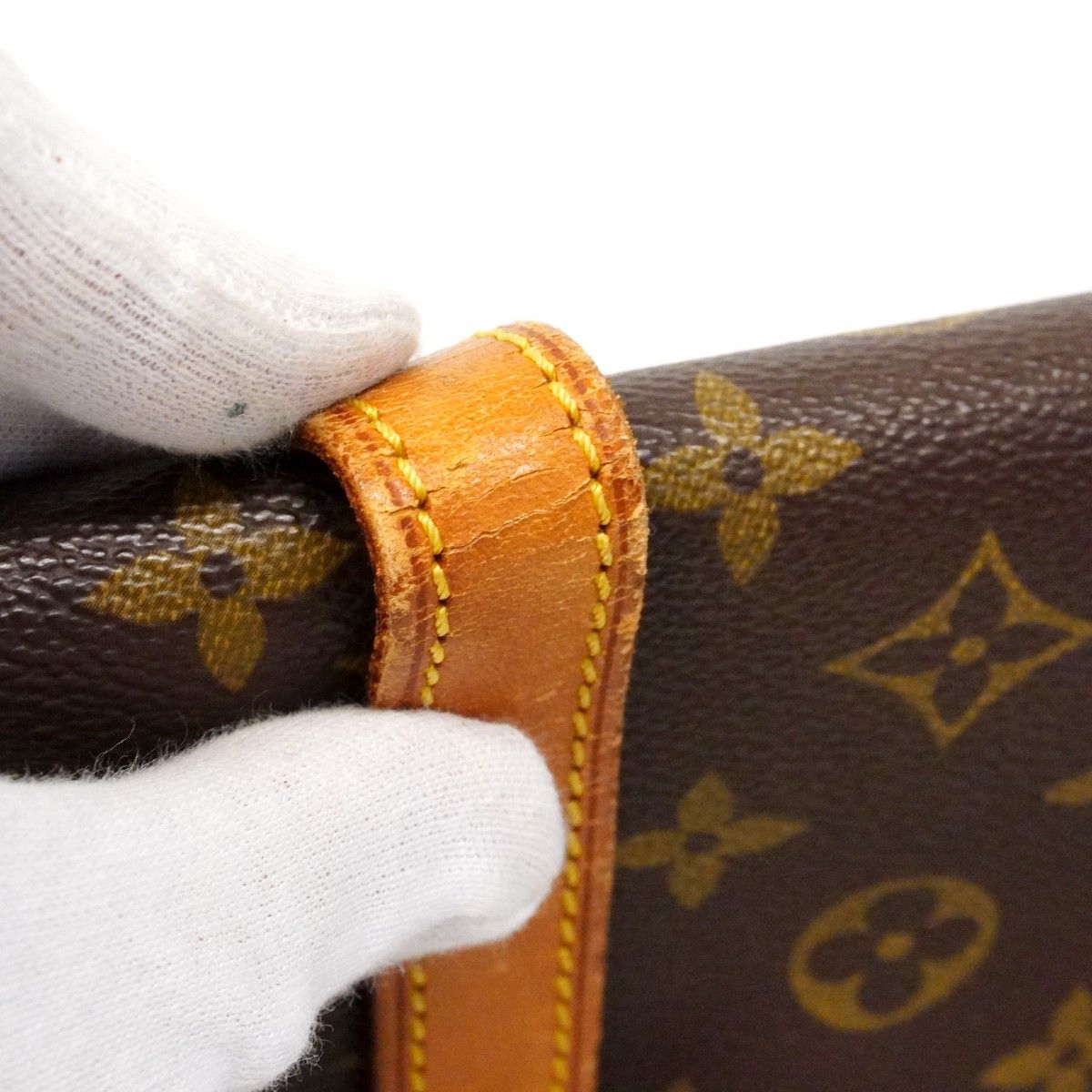 Louis Vuitton Shoulder Bag Monogram Cite GM Brown — view 6