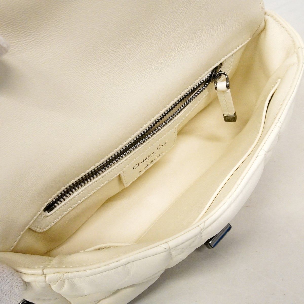Dior Shoulder Bag Cannage Caro Leather White — view 4