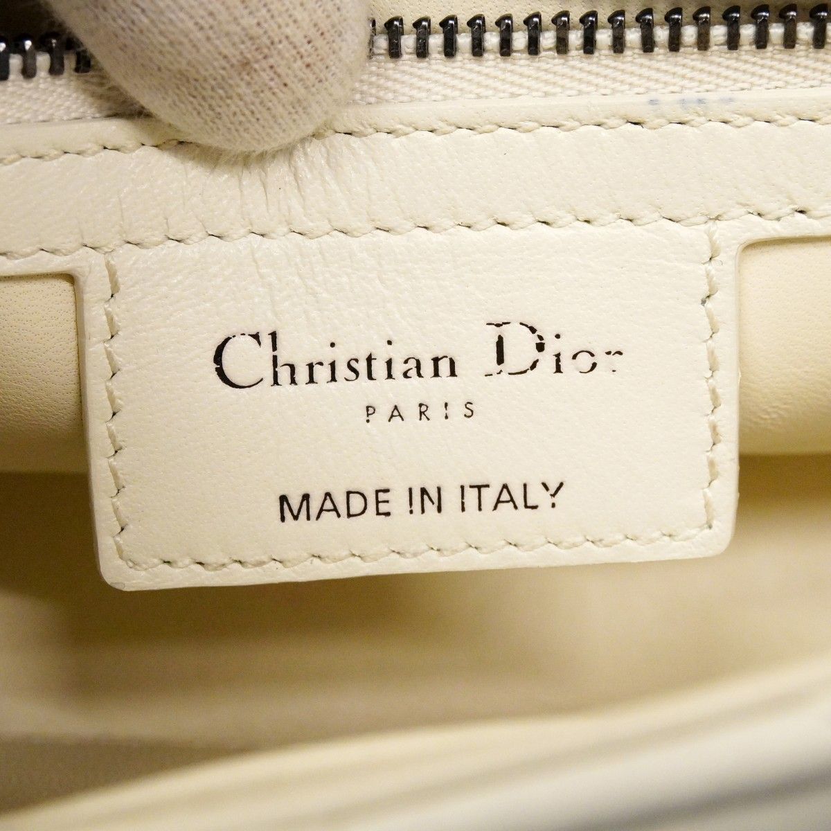 Dior Shoulder Bag Cannage Caro Leather White — view 5