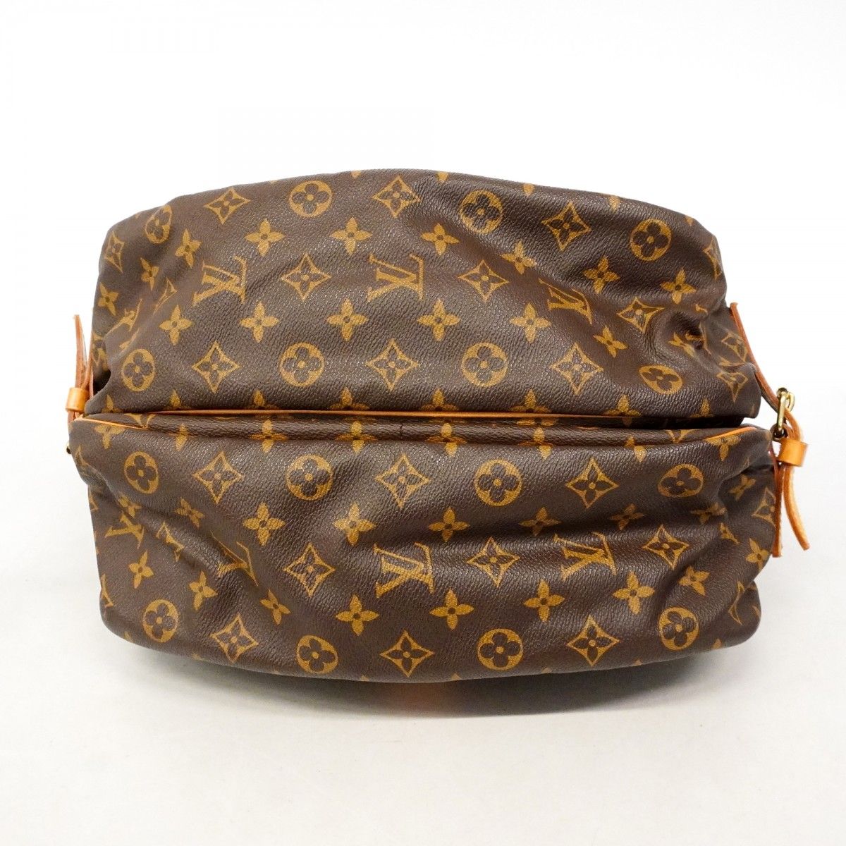 Louis Vuitton Shoulder Bag Monogram Saumur 35 Brown — view 3
