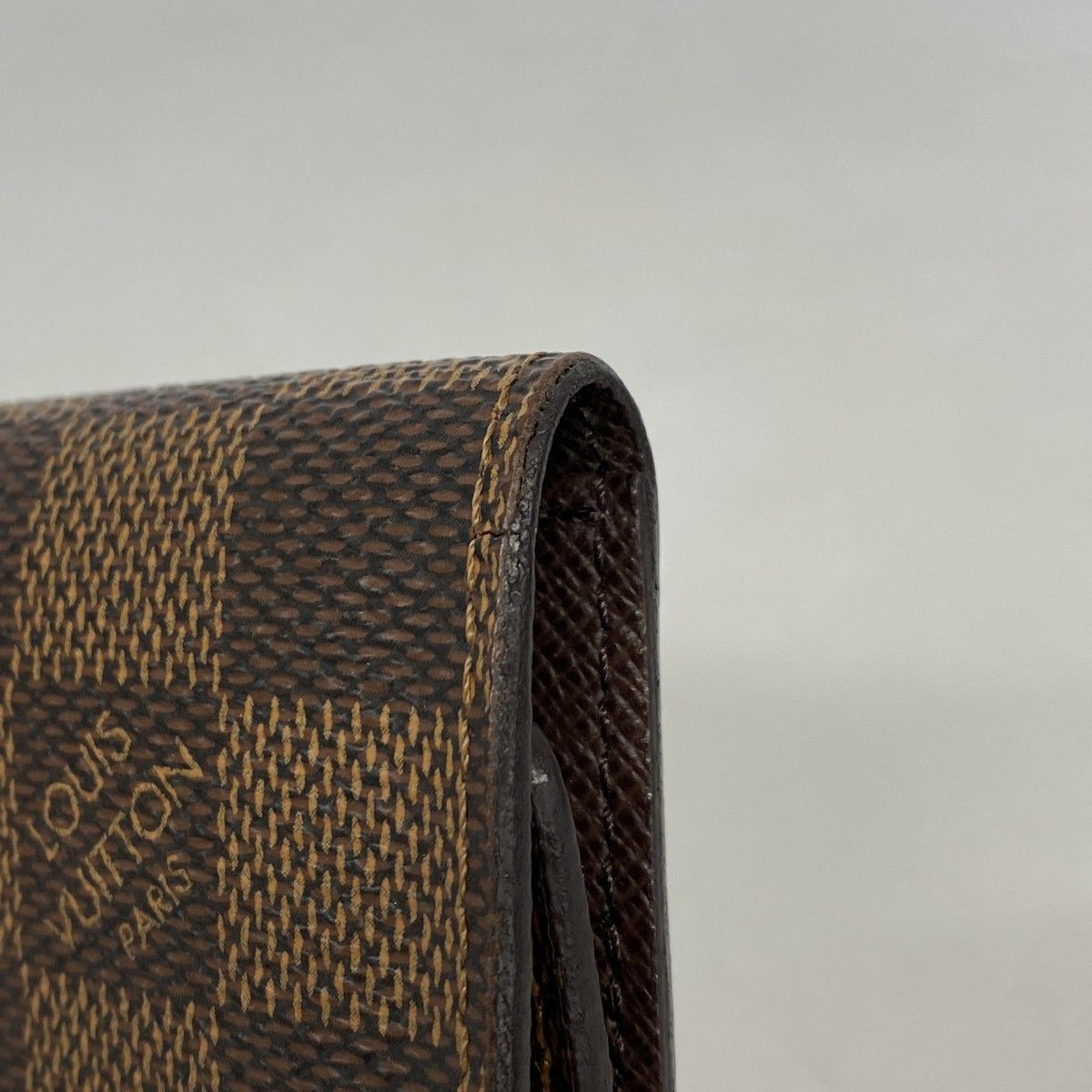 Louis Vuitton Key Case Damier Multicles 6 Ebene Key Holder — view 8