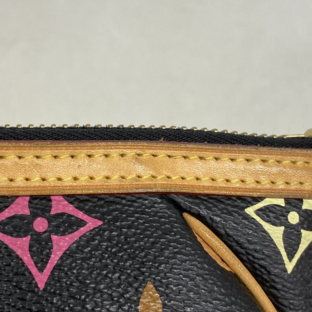 Louis Vuitton Pouch Monogram Multicolor Pochette Mila MM Noir — view 7