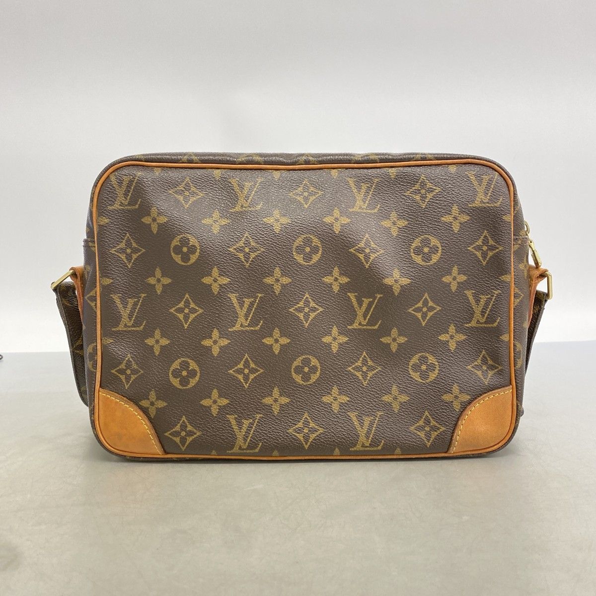 Louis Vuitton Shoulder Bag Monogram Nile Brown — view 9