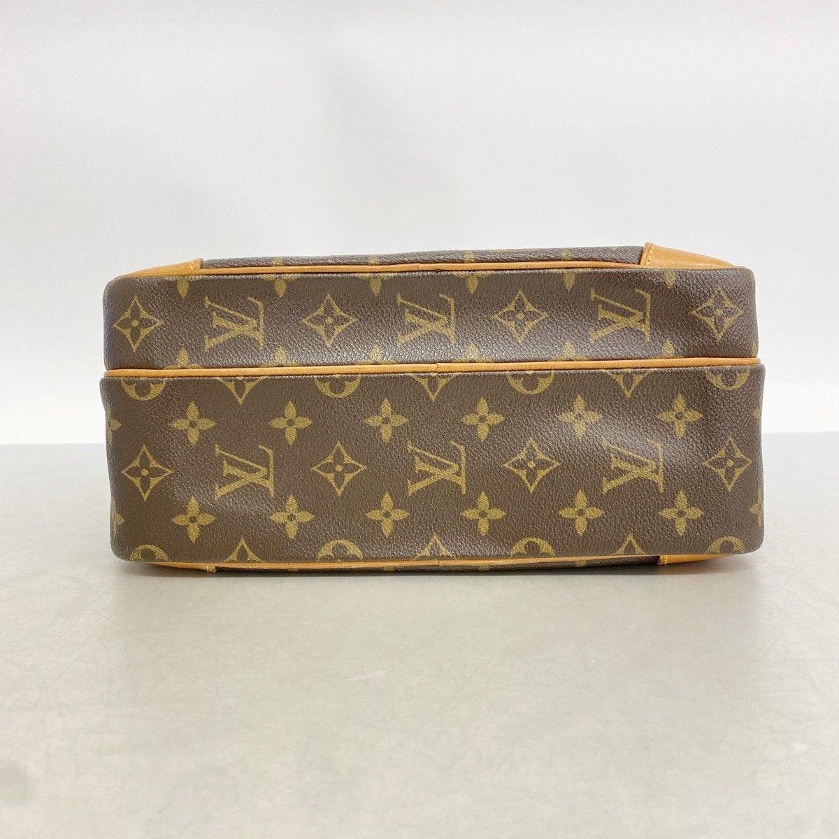 Louis Vuitton Shoulder Bag Monogram Nile Brown — view 3