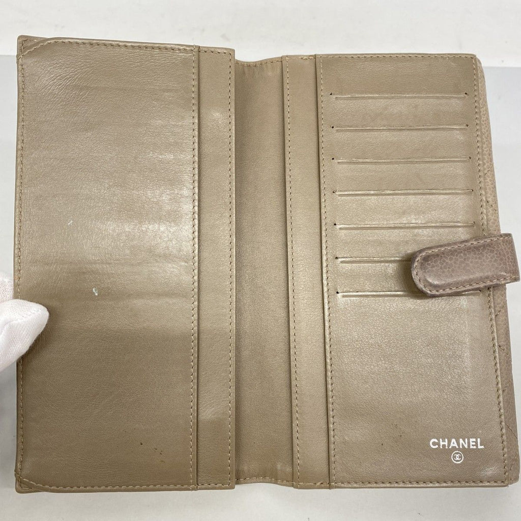 Chanel Wallet Quilted Caviar Leather Beige Silver — view 3