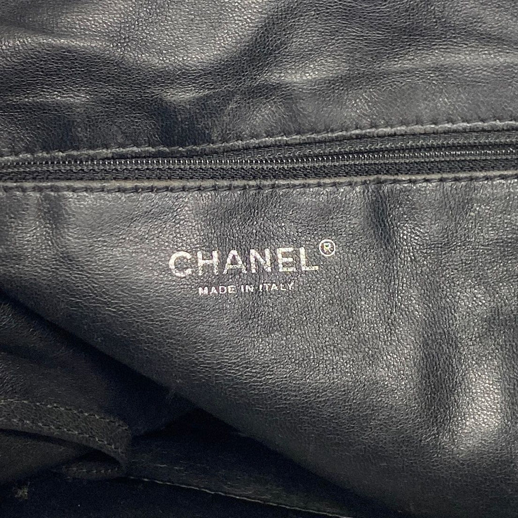 Chanel Chain Tote Leather Black Silver — view 5