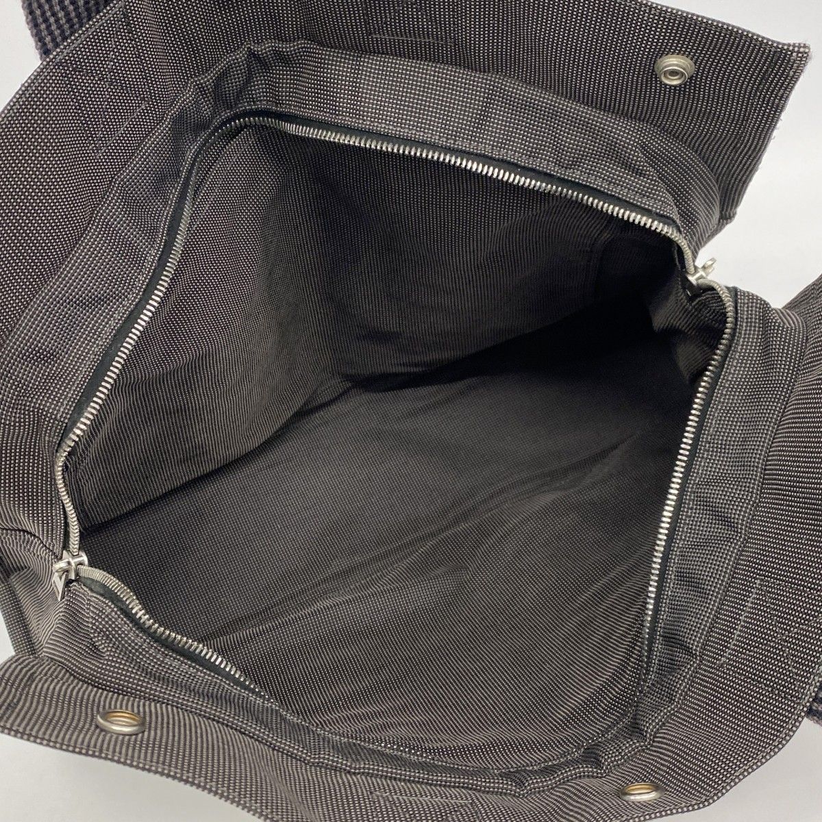 Hermes Tote Her Line MM Canvas Gray Silver — view 4