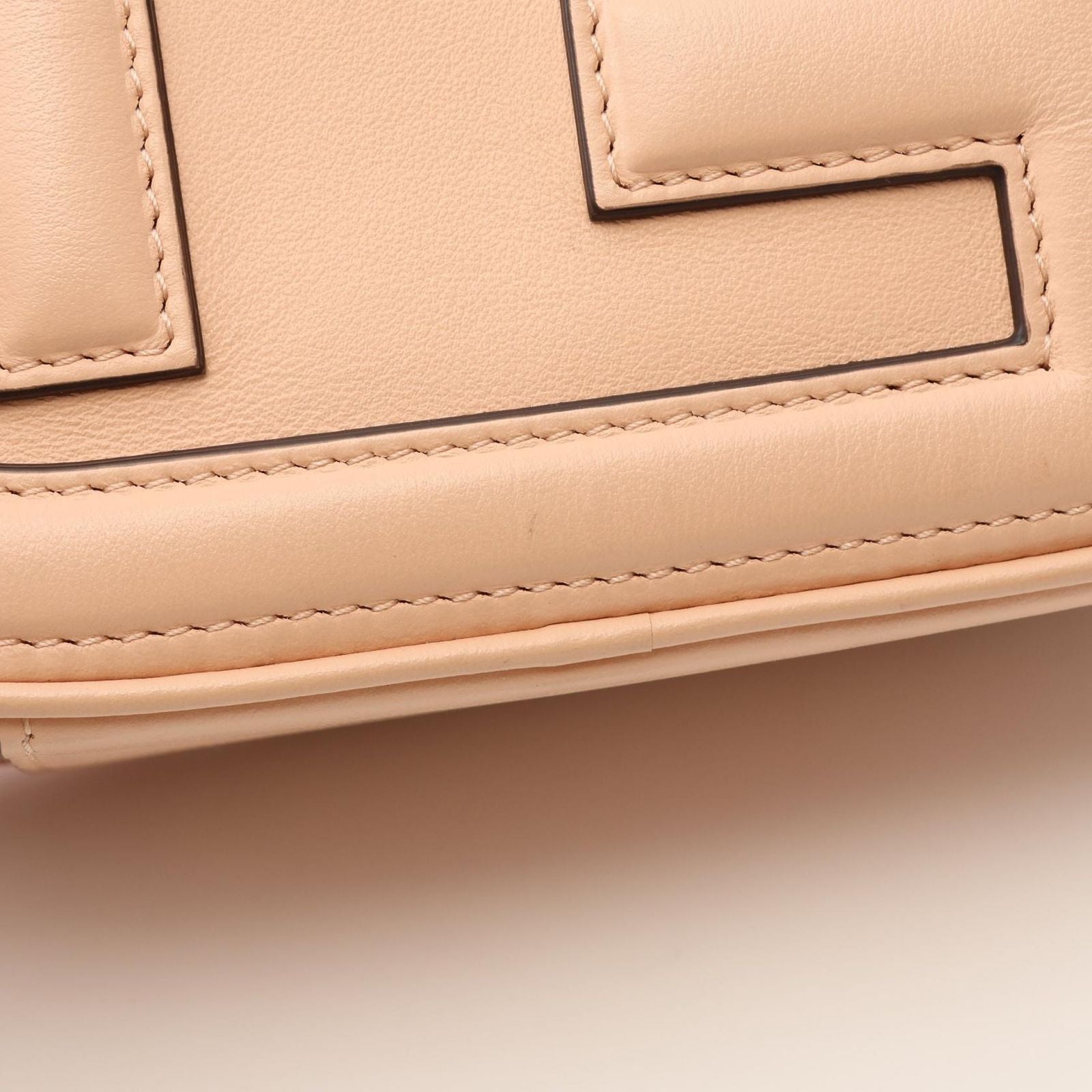 Fendi O-rock Small Camera Bag Pink Beige Leather — view 7