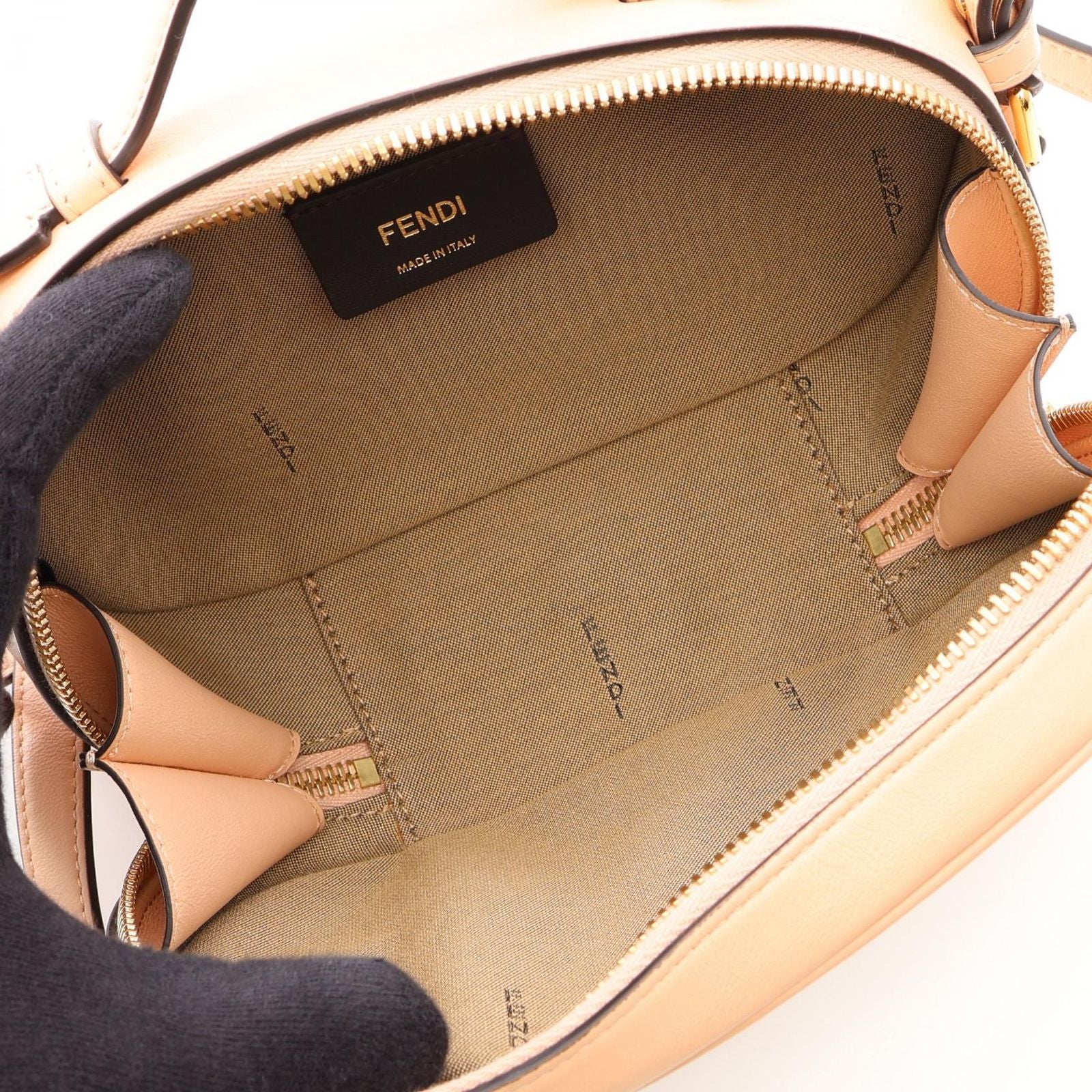 Fendi O-rock Small Camera Bag Pink Beige Leather — view 3