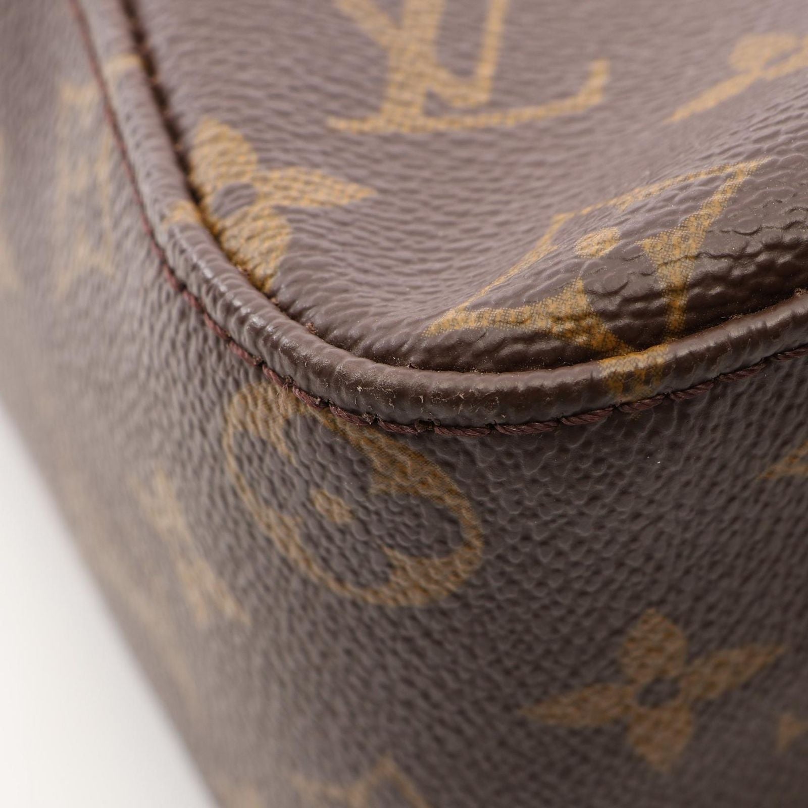 Louis Vuitton Shoulder Bag Looping GM Canvas Leather — view 9
