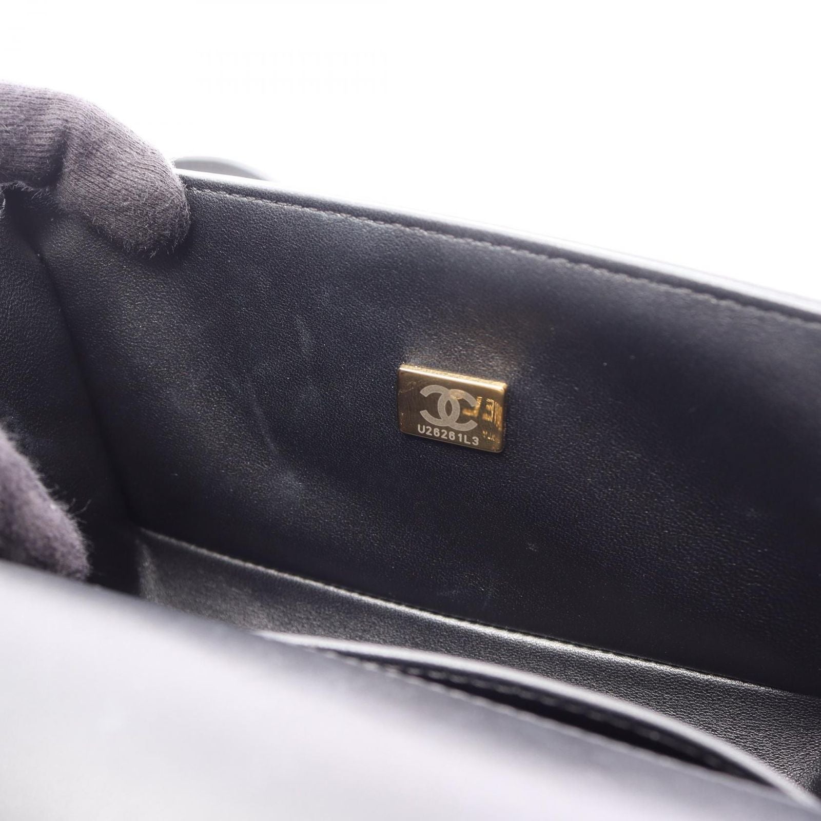 Chanel Shoulder Bag Boy Small Black Lambskin Chain — view 6