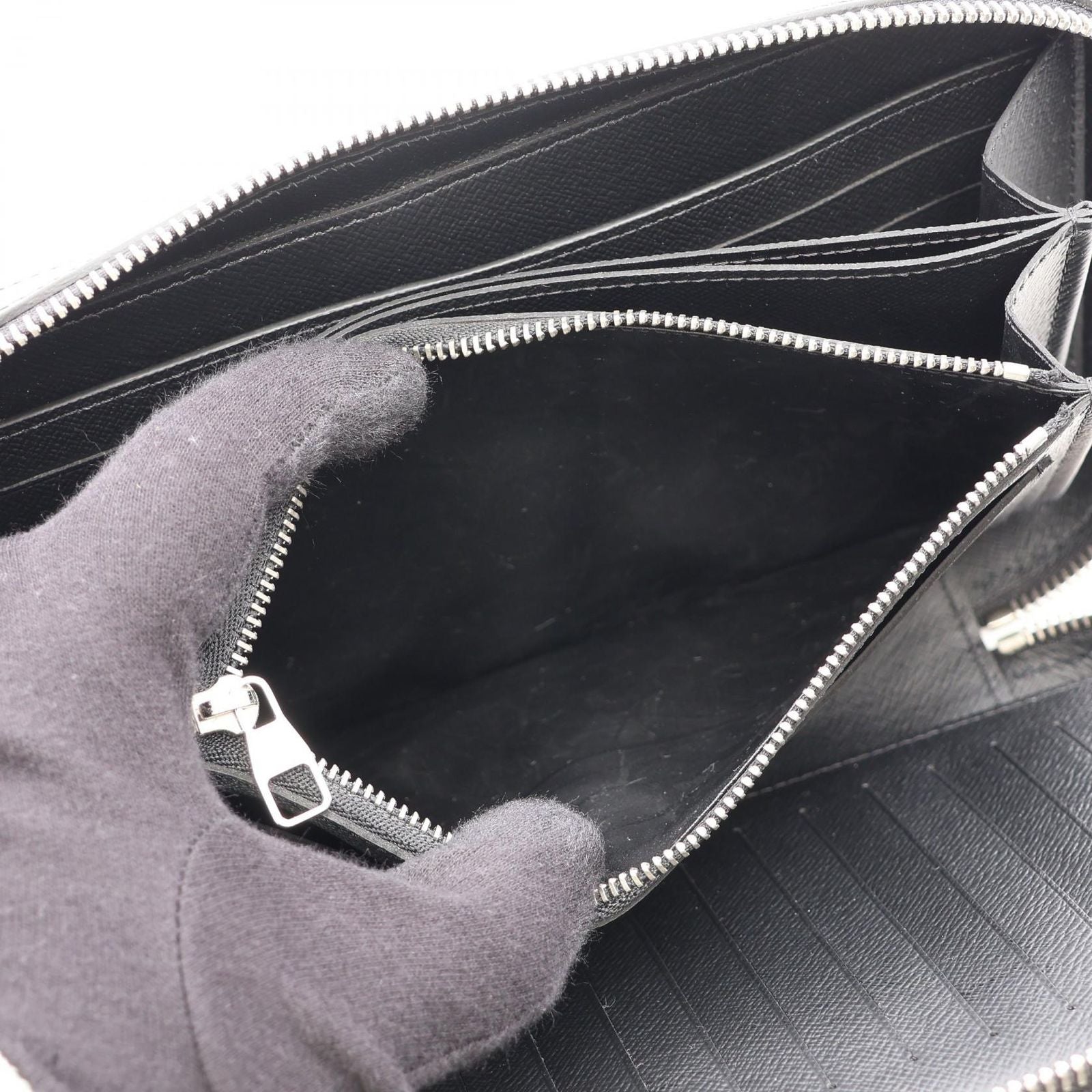 Louis Vuitton Round Wallet Dandy Noir Leather — view 4