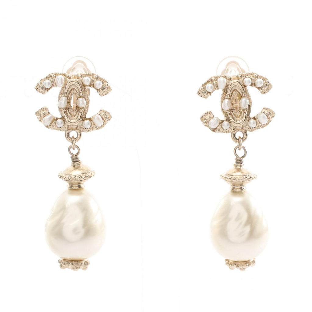 Chanel Earrings Swing Pearl CC Logo