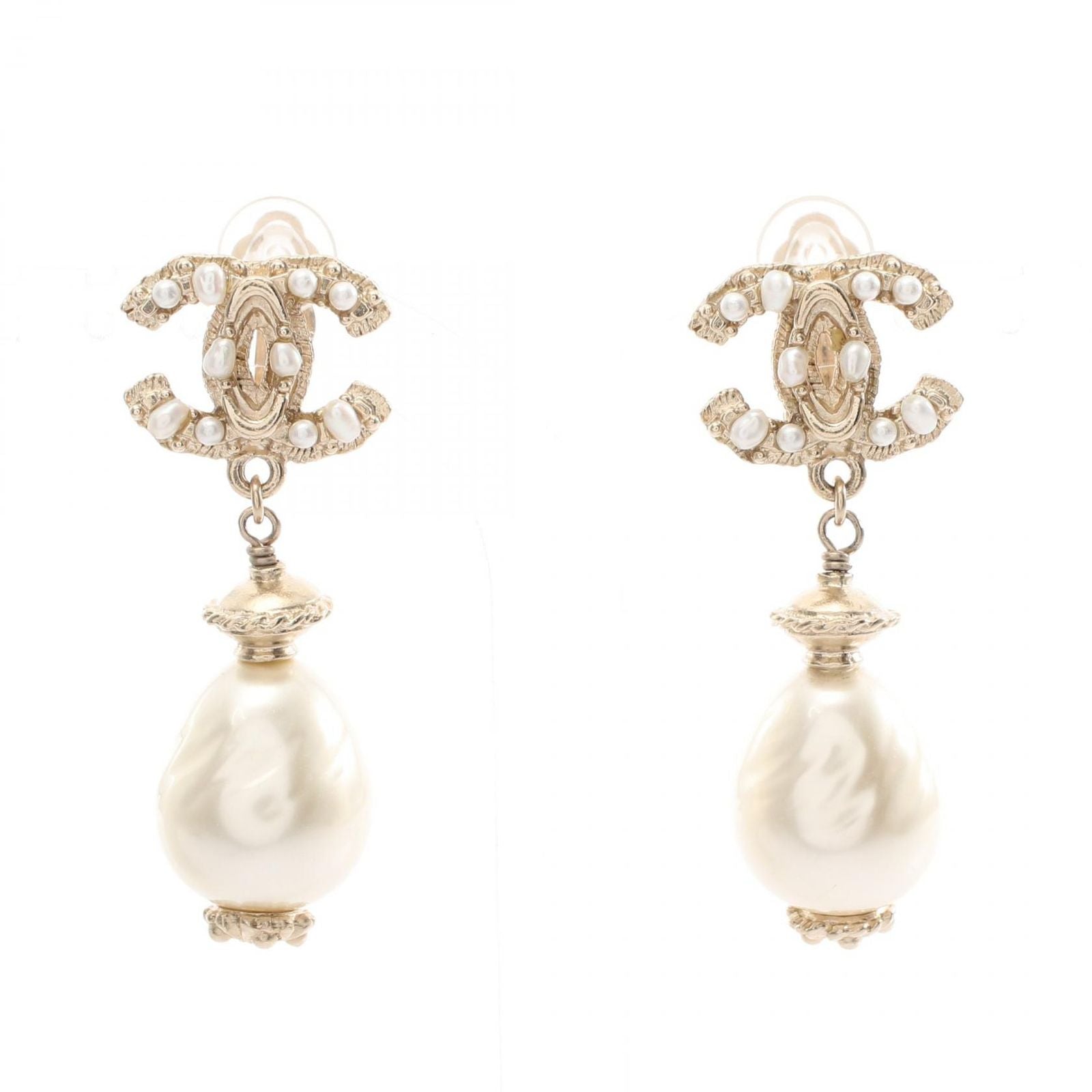 Chanel Earrings Swing Pearl CC Logo