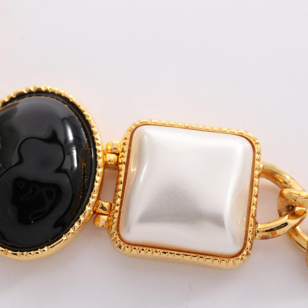 Chanel Bracelet CC Logo Gripoix — view 8