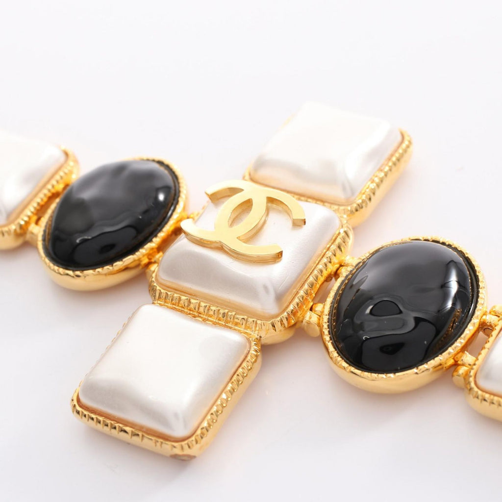 Chanel Bracelet CC Logo Gripoix — view 9