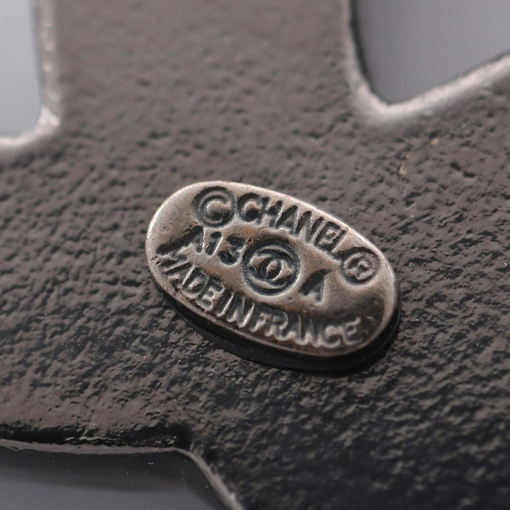 Chanel Brooch CC Logo Stainless Steel — view 3