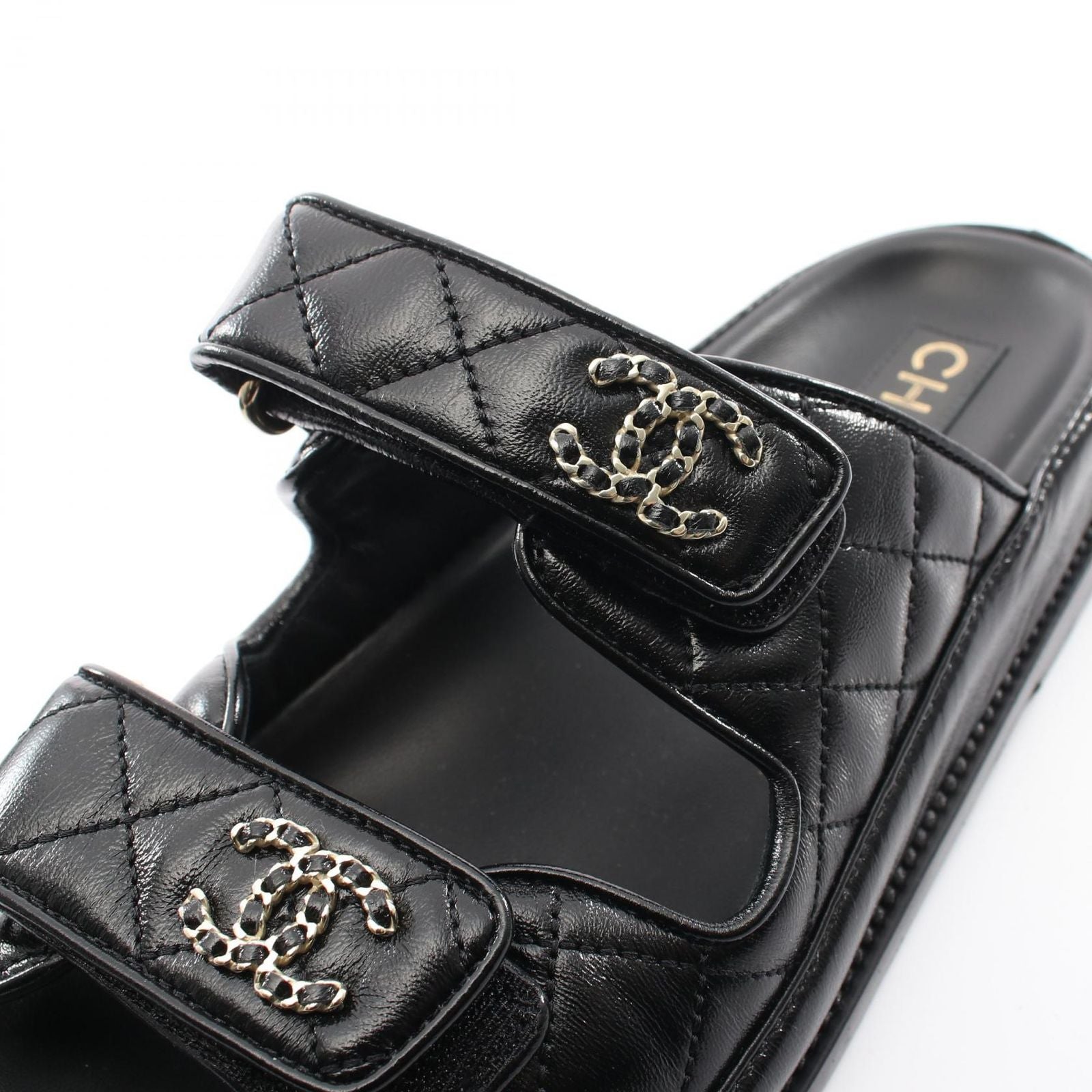 Chanel Sandals CC Logo Quilted Black Leather — view 7