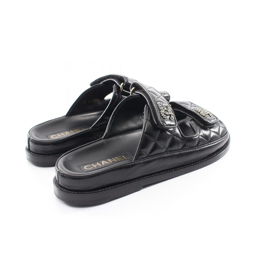 Chanel Sandals CC Logo Quilted Black Leather — view 2