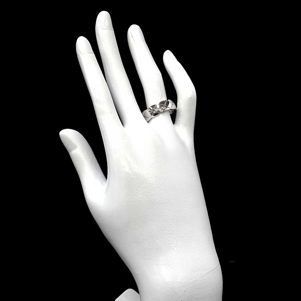 Chanel Coco Crush 62 Ring 18k WG White Gold 750 Quilted Certificate — view 7