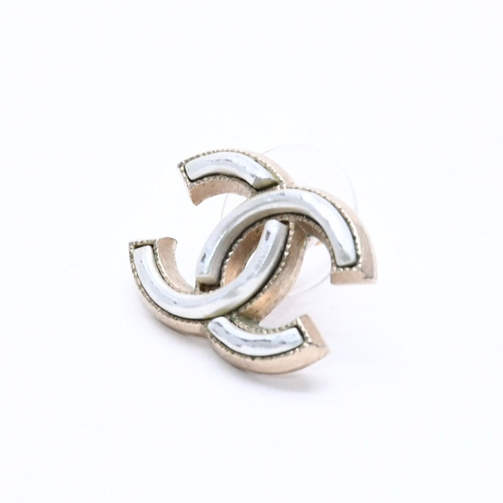 Chanel CC Logo Single Earrings Metal Silver Gold Bicolor — view 2