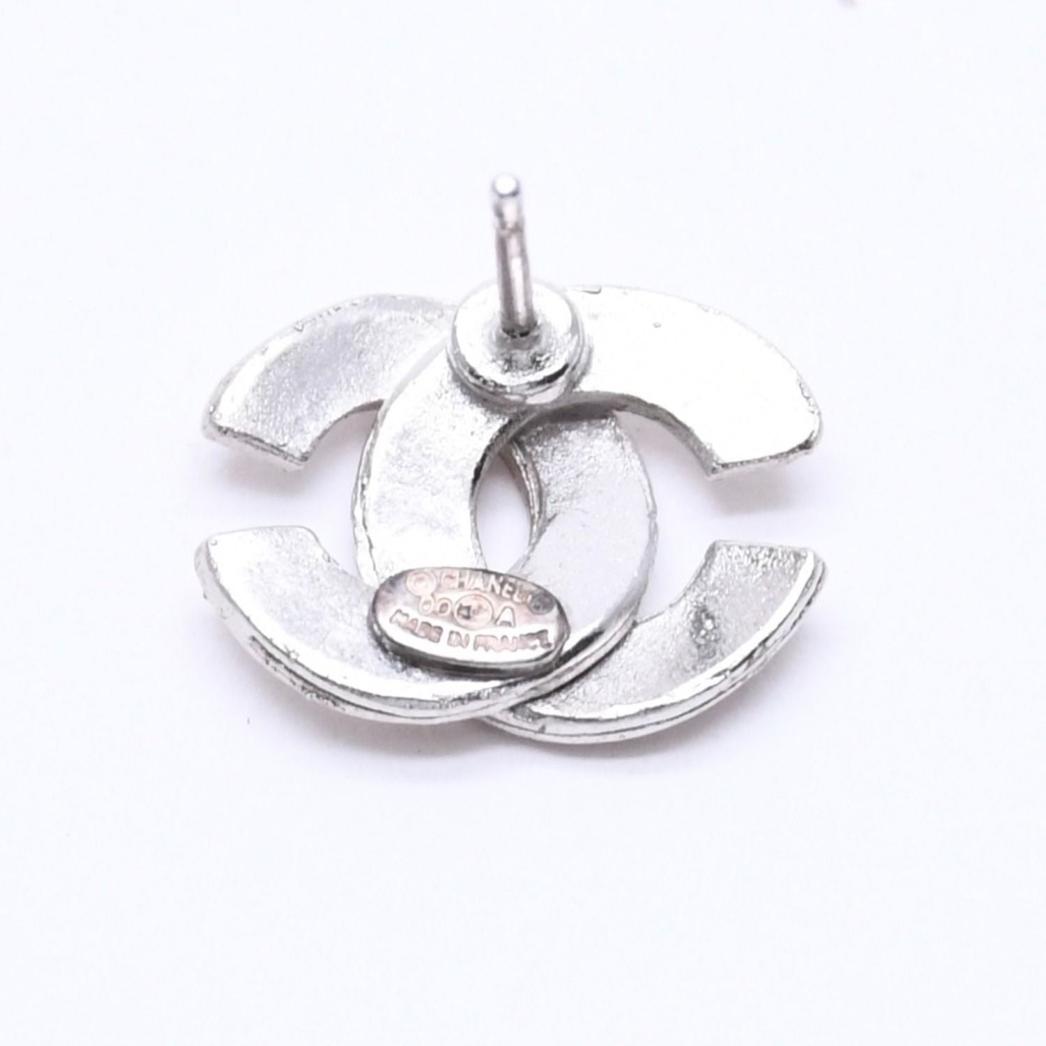 Chanel CC Logo Single Earrings 00 Metal Silver — view 6