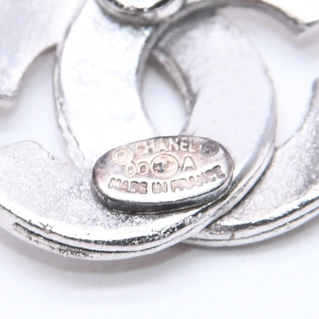 Chanel CC Logo Single Earrings 00 Metal Silver — view 8