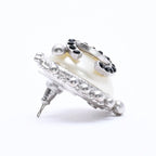 Chanel Earrings CC Logo Rhinestone Pearl 02 Silver — view 4