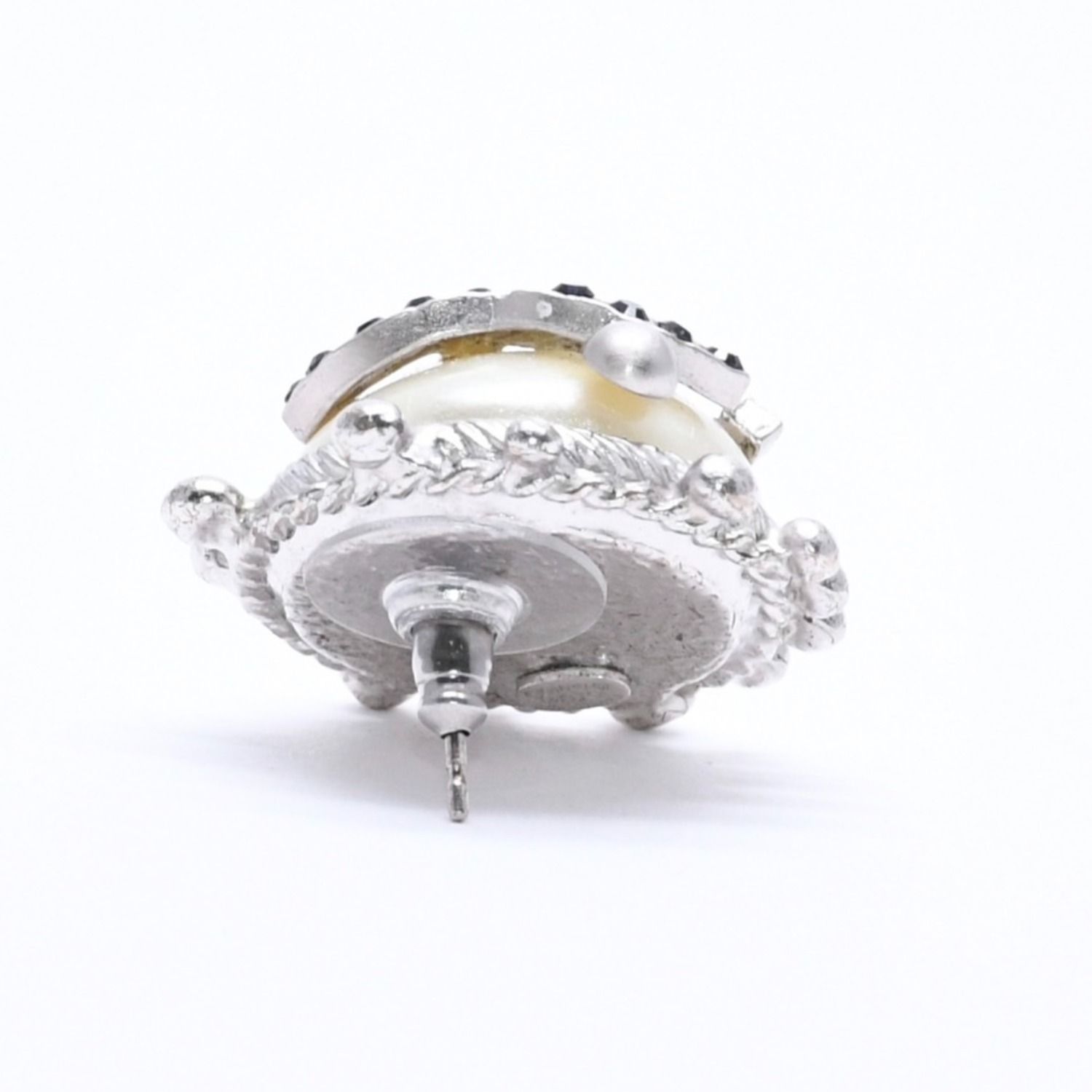 Chanel Earrings CC Logo Rhinestone Pearl 02 Silver — view 5