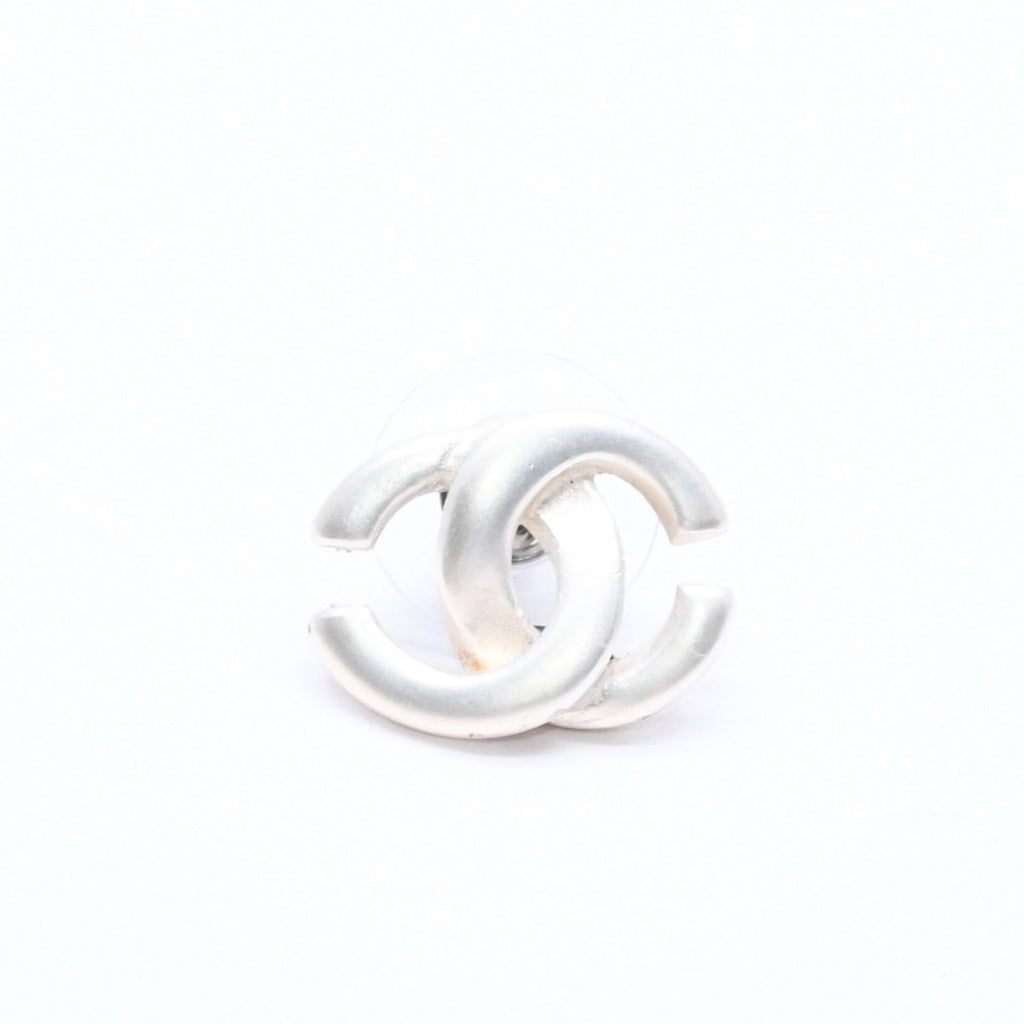 Chanel Single Earrings CC Logo Silver White 01