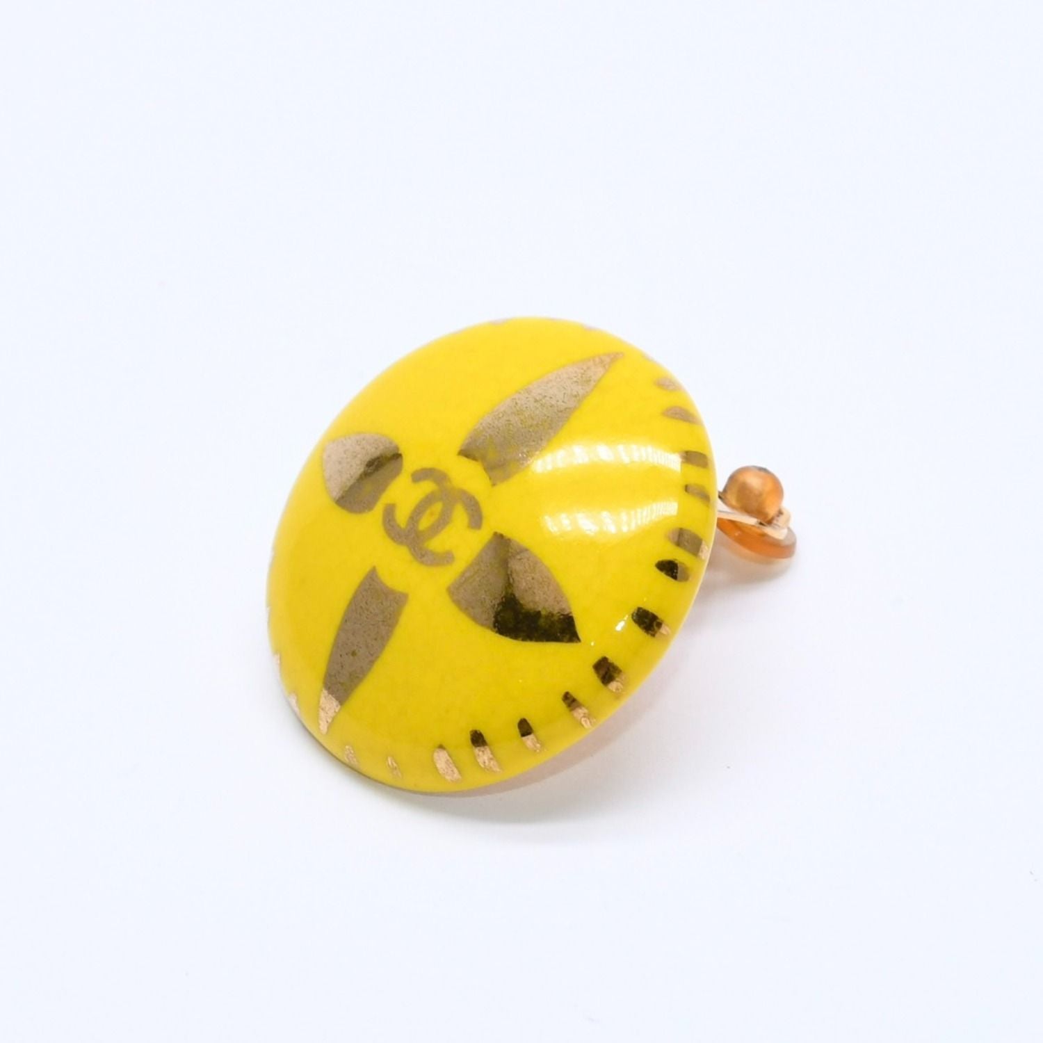 Chanel CC Logo Earrings 97 Resin Metal Gold Yellow — view 2