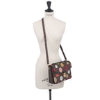 Louis Vuitton Monogram Cameo Pochette Metis MM 2-Way — view 9