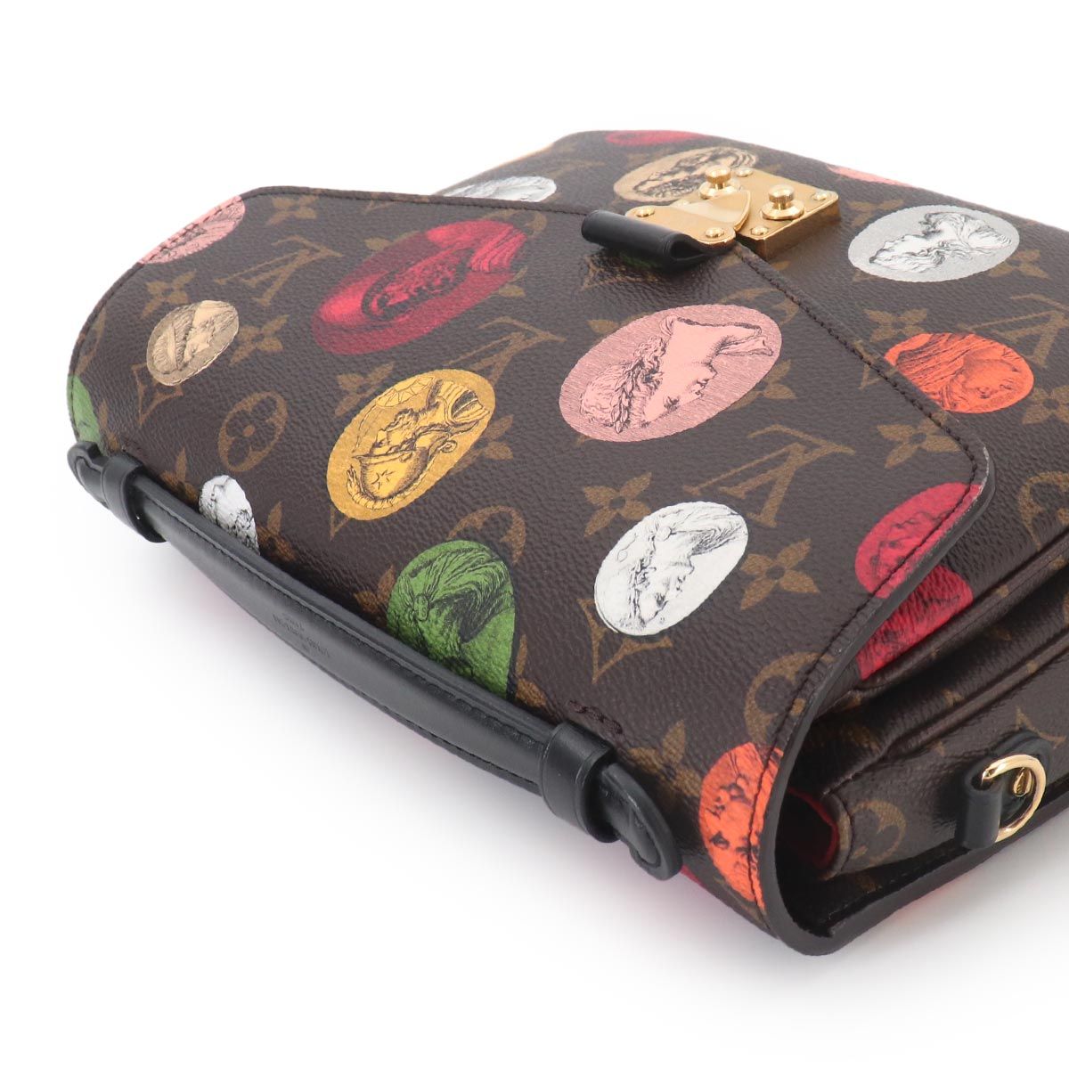 Louis Vuitton Monogram Cameo Pochette Metis MM 2-Way — view 5