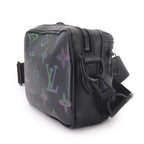 Louis Vuitton Comet Messenger Shoulder Bag Leather Black Multicolor — view 3