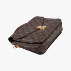 Louis Vuitton Pochette Metis MM Monogram Brown Canvas Handbag — view 5